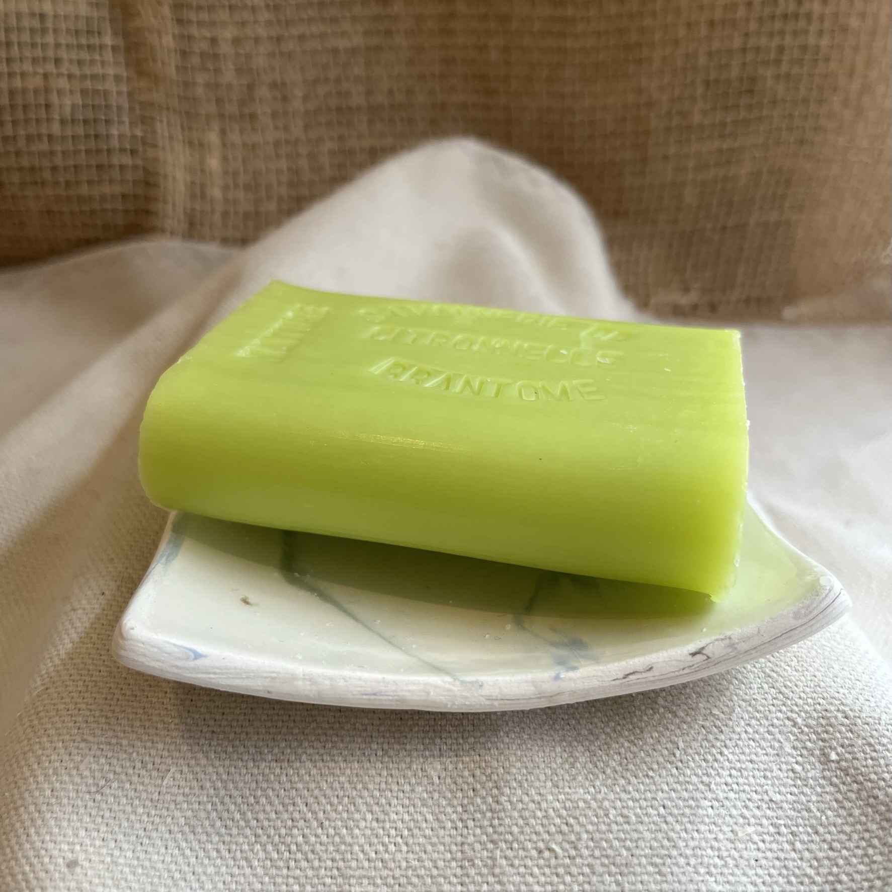 Savon huiles essentielles - Citronnelle – Image 4