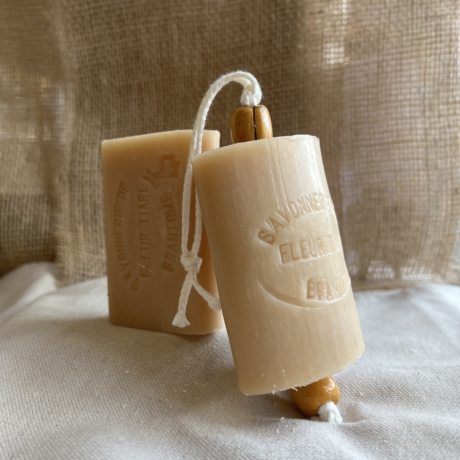 Savon lait d'ânesse - Fleur de tiaré