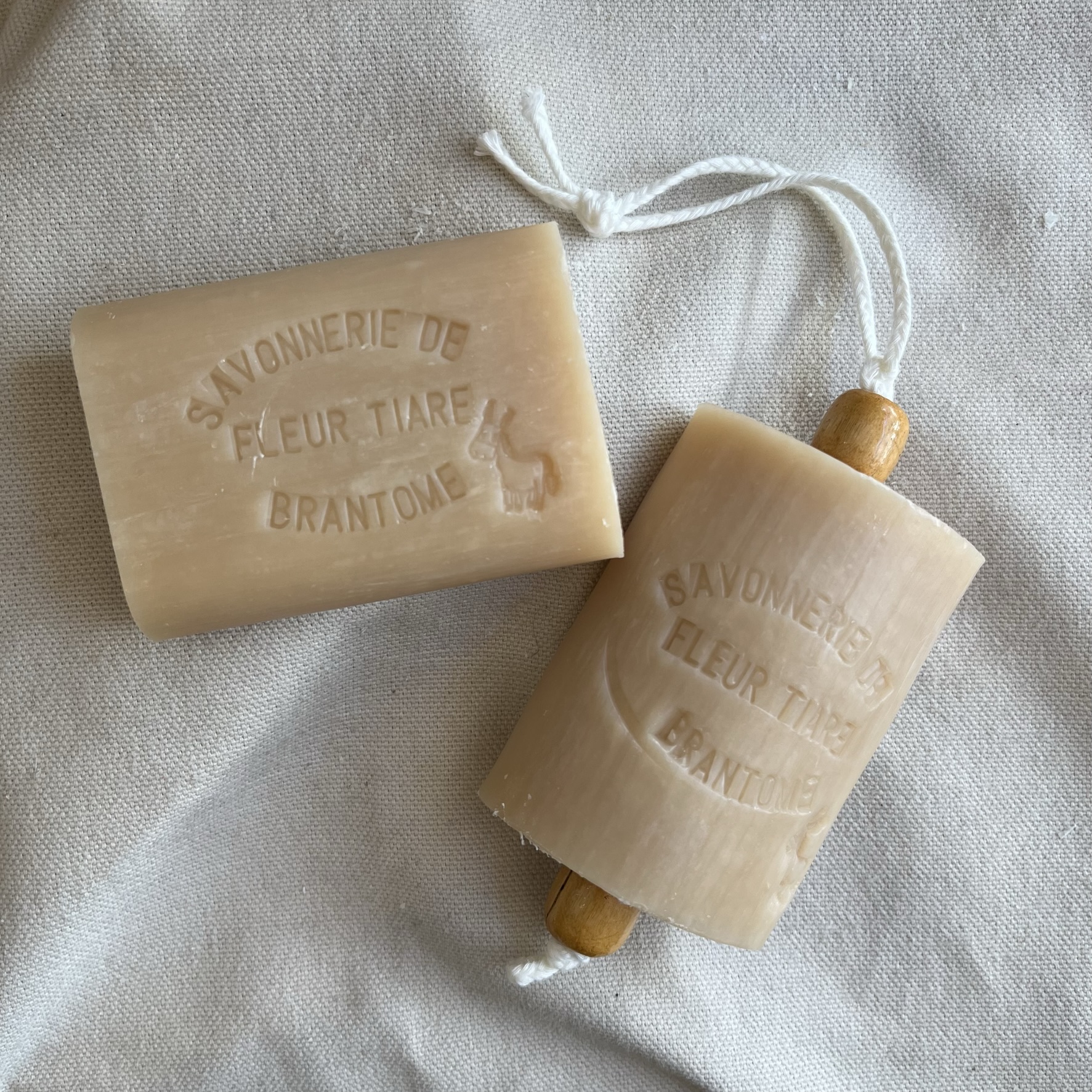 Savon lait d'ânesse - Fleur de tiaré – Image 4