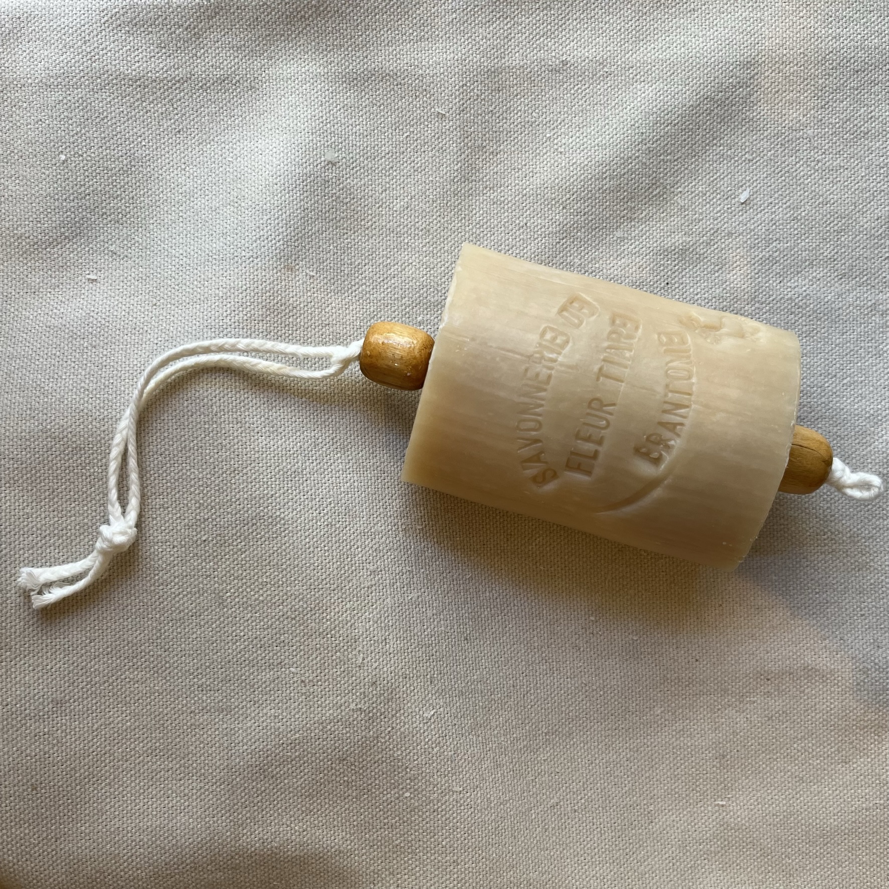 Savon lait d'ânesse - Fleur de tiaré – Image 2