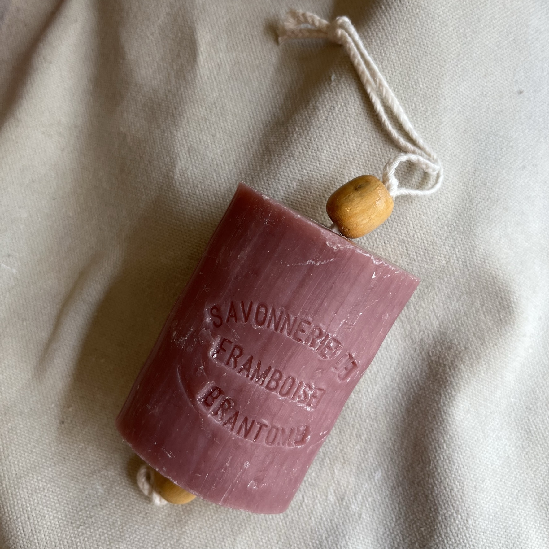 Savon traditionnel - Framboise – Image 4