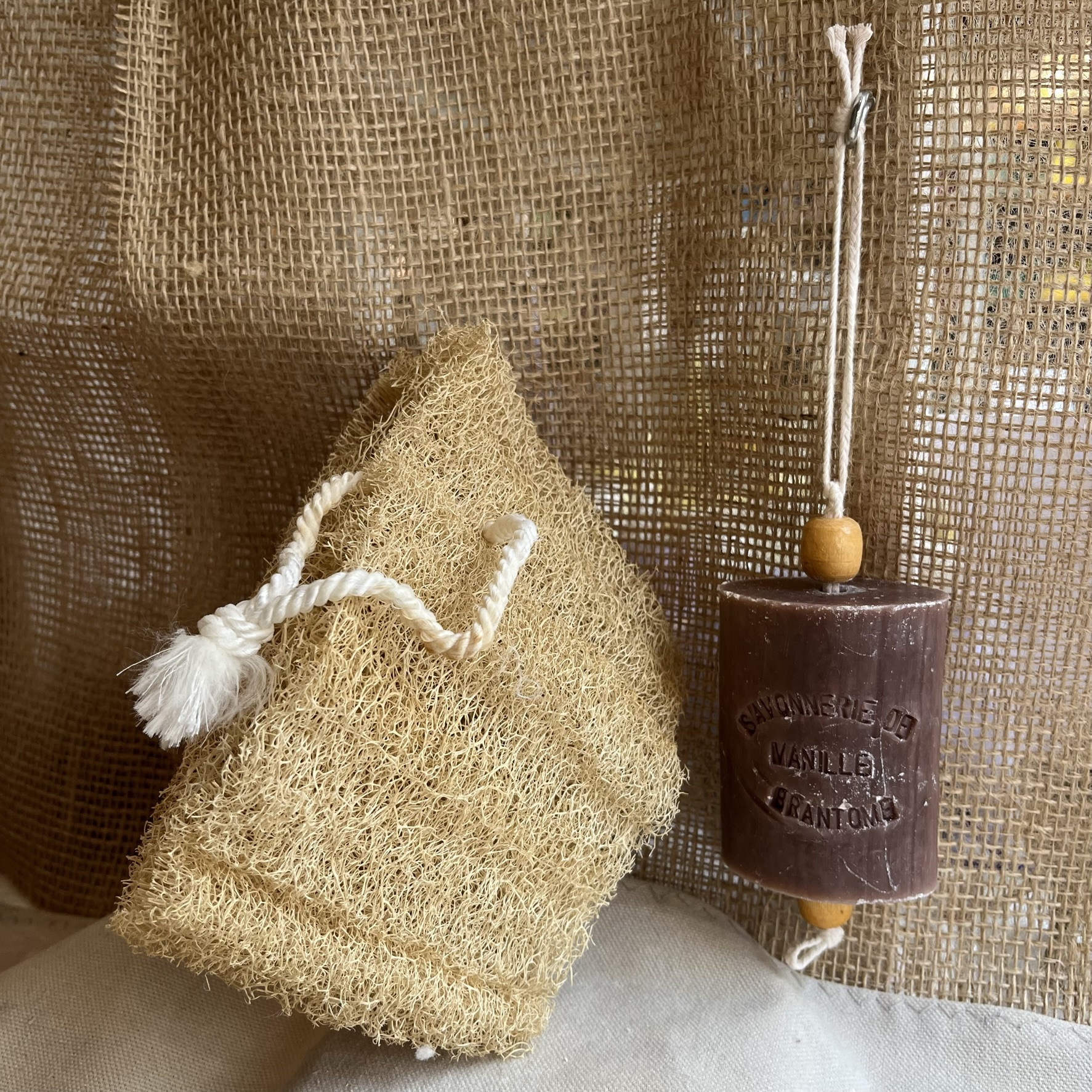 Savon traditionnel - Vanille – Image 2
